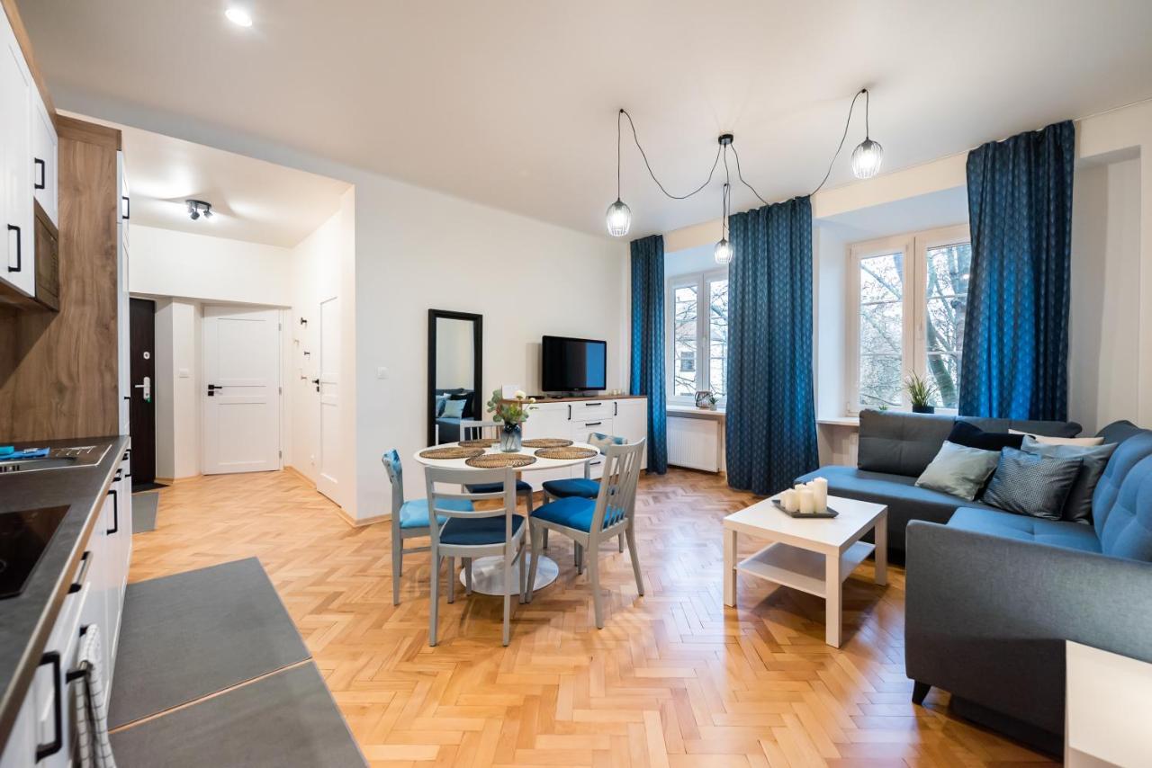 Old Town Eclectic Apartment For 6 People 바르샤바 외부 사진
