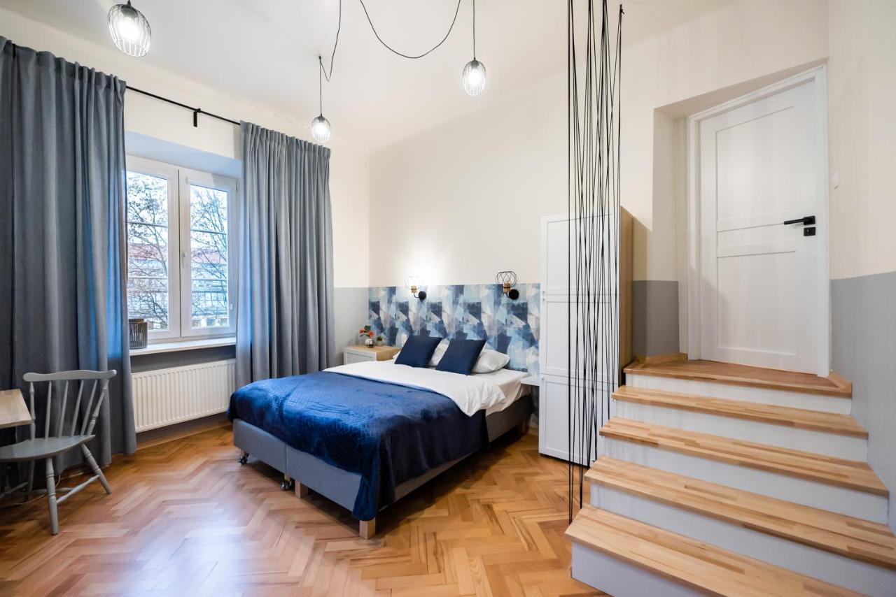 Old Town Eclectic Apartment For 6 People 바르샤바 외부 사진